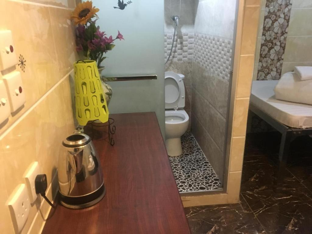 Ranjeet Guest House Hong Kong Exterior photo